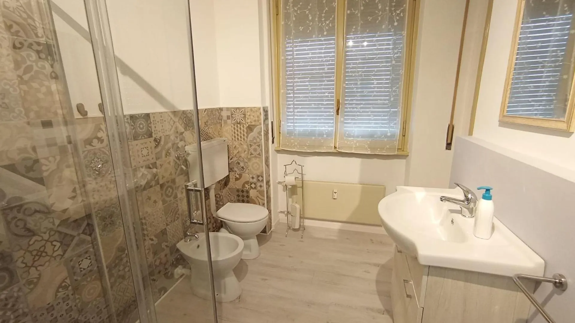 Megaride'S Dependance Hotel Como Italy