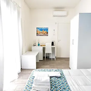 Catania Rooms , Catania Italia