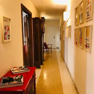 Donna Franca , Lecce Italia