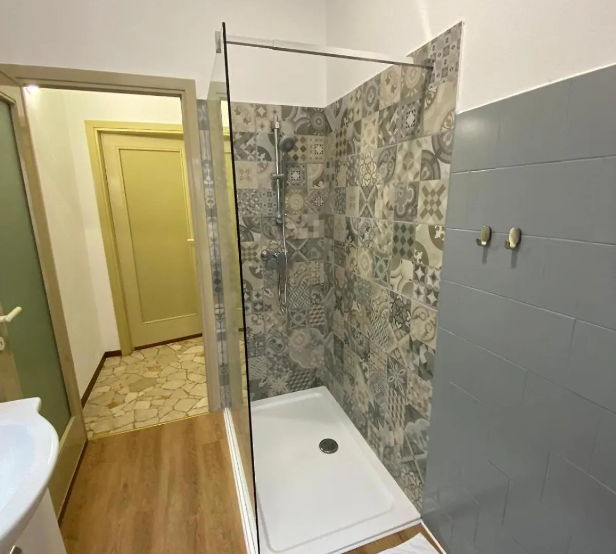 Guest house Megaride'S Dependance Hotel Como Italy